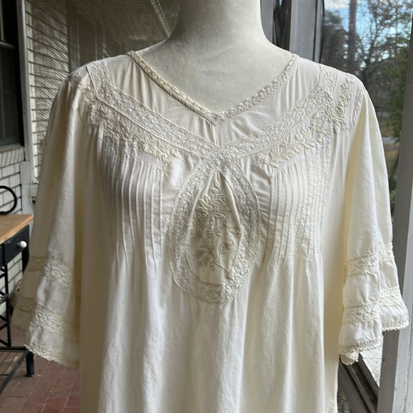 April Cornell Nightgown - Picture 6 of 11